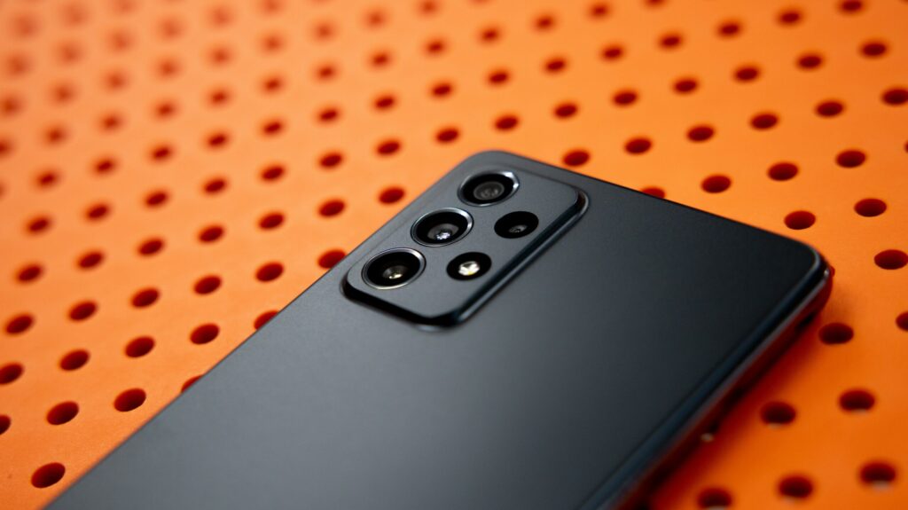 n tho duc fxlr5987guw unsplash Samsung Galaxy A73